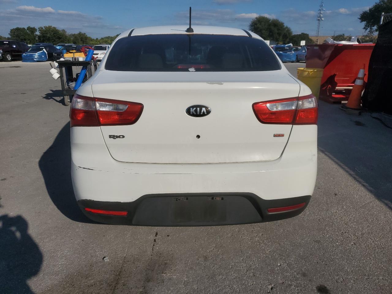 2015 Kia Rio Lx VIN: KNADM4A30F6437103 Lot: 90350255