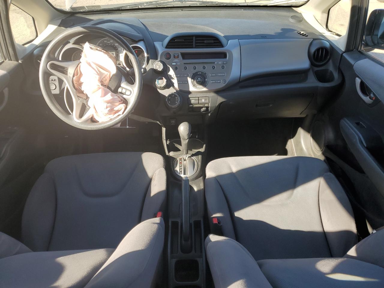 2013 Honda Fit VIN: JHMGE8H34DC067572 Lot: 85585635