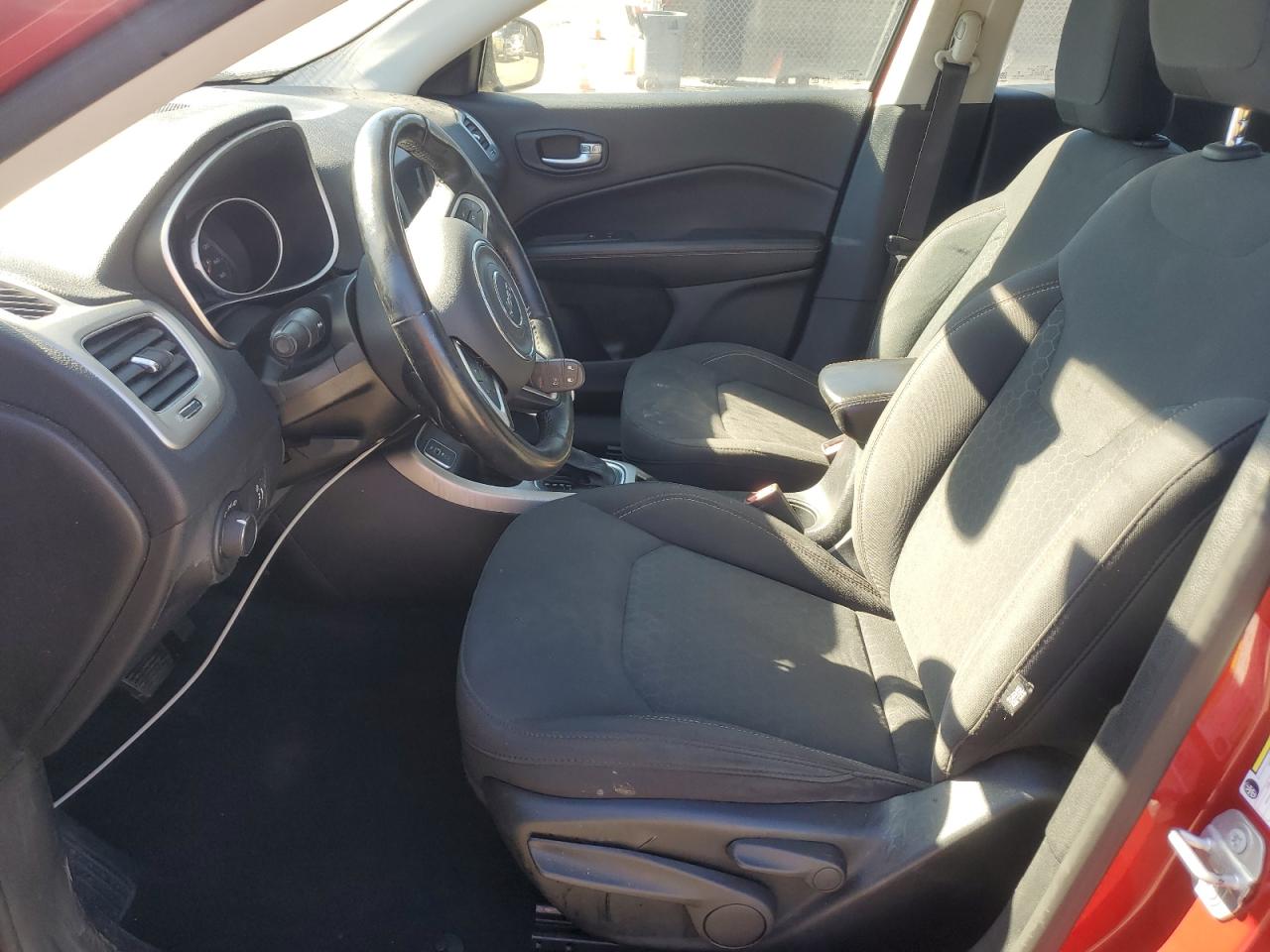 2019 Jeep Compass Sport VIN: 3C4NJCAB2KT685774 Lot: 81346225