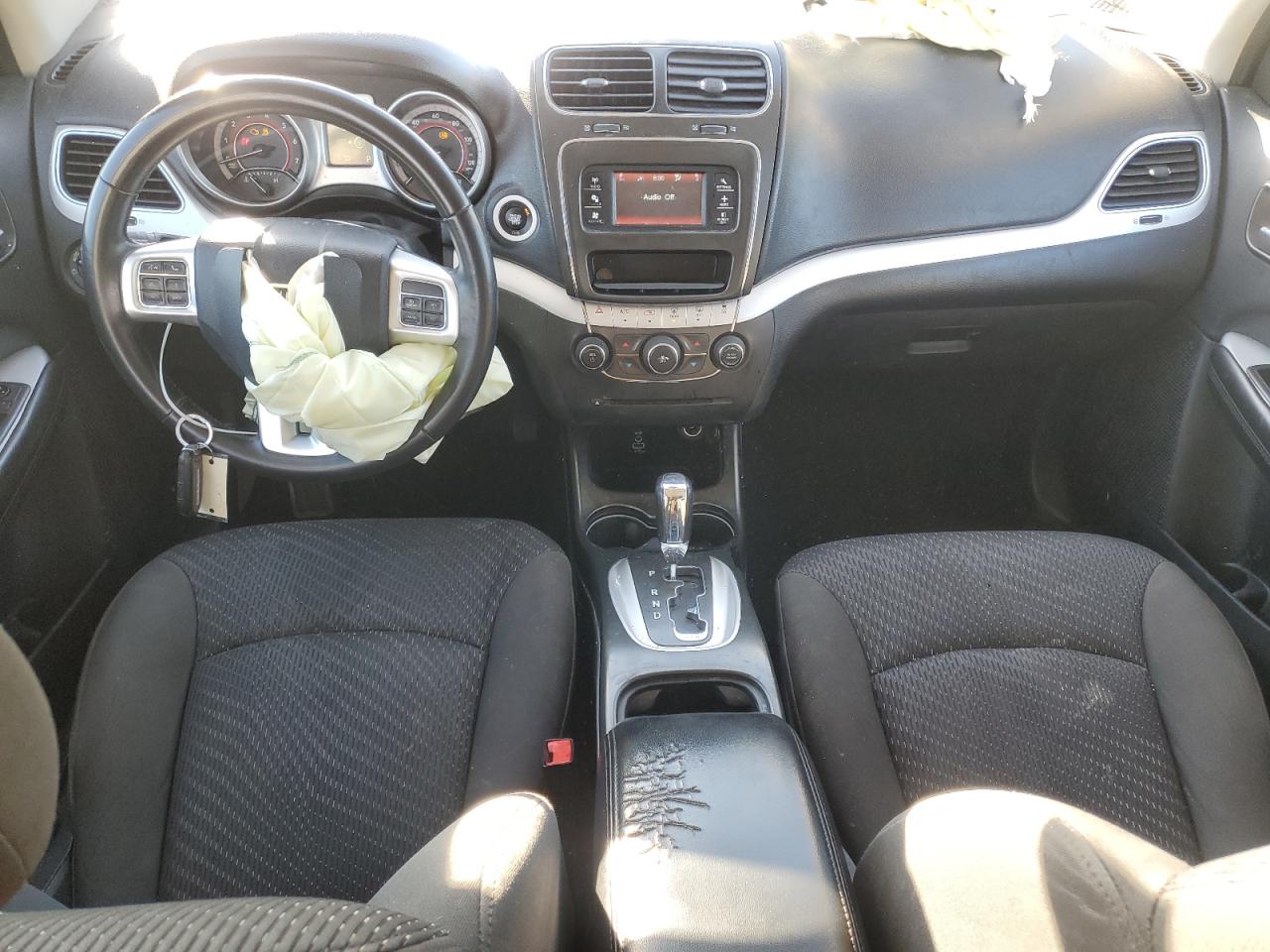 2018 Dodge Journey Se VIN: 3C4PDCABXJT511269 Lot: 87472815