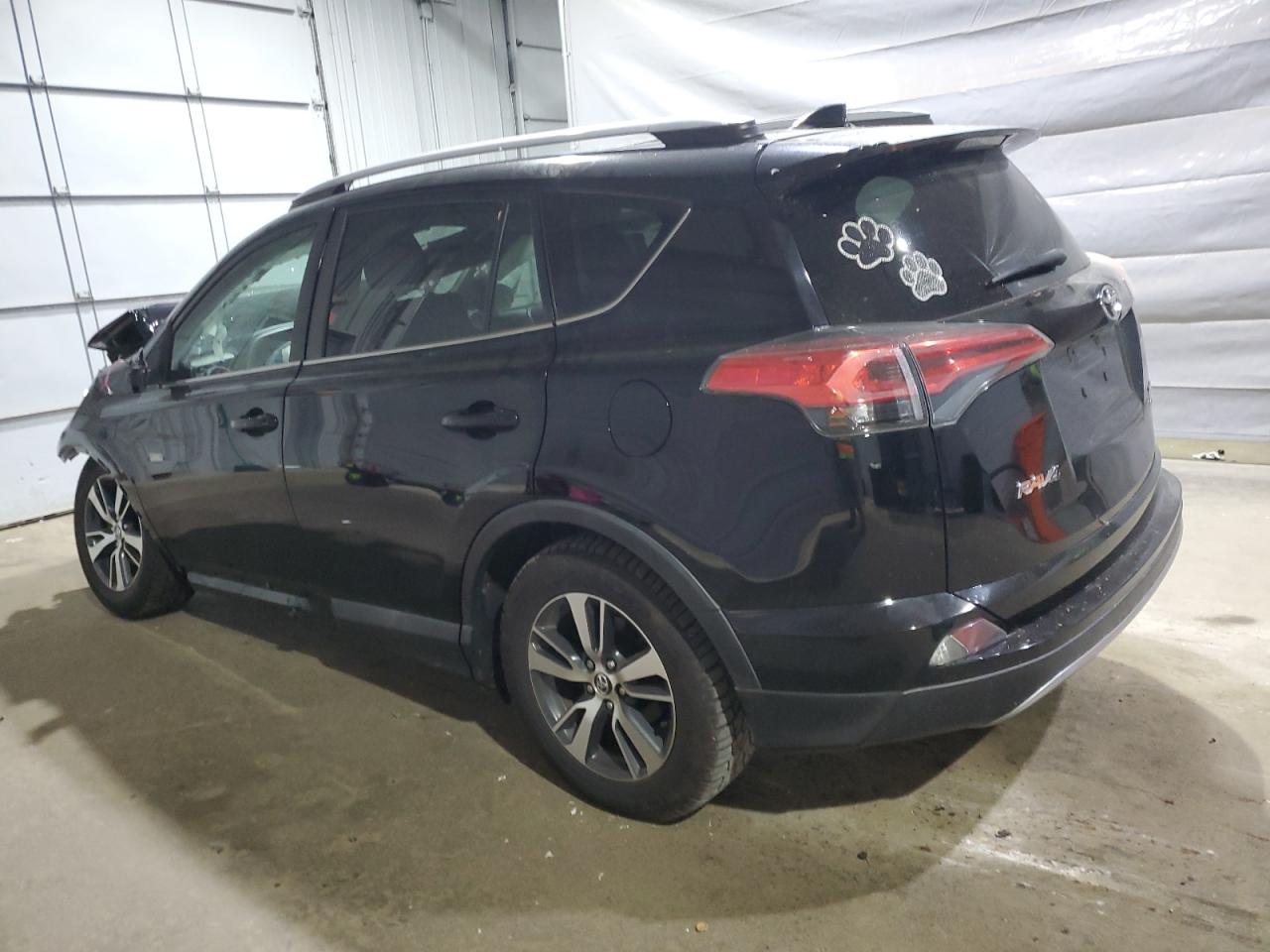 2017 Toyota Rav4 Xle VIN: 2T3RFREV2HW595634 Lot: 85140055