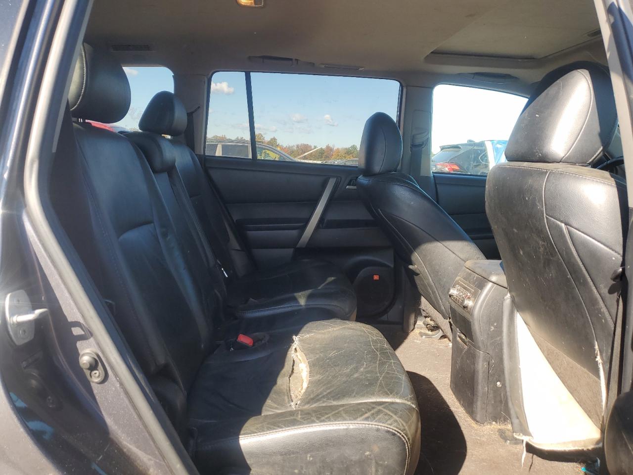 2011 Toyota Highlander Base VIN: 5TDBK3EH7BS076656 Lot: 89656525