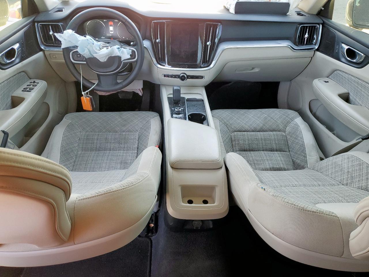 2022 Volvo S60 B5 Momentum VIN: 7JRL12FZ2NG174342 Lot: 82267195