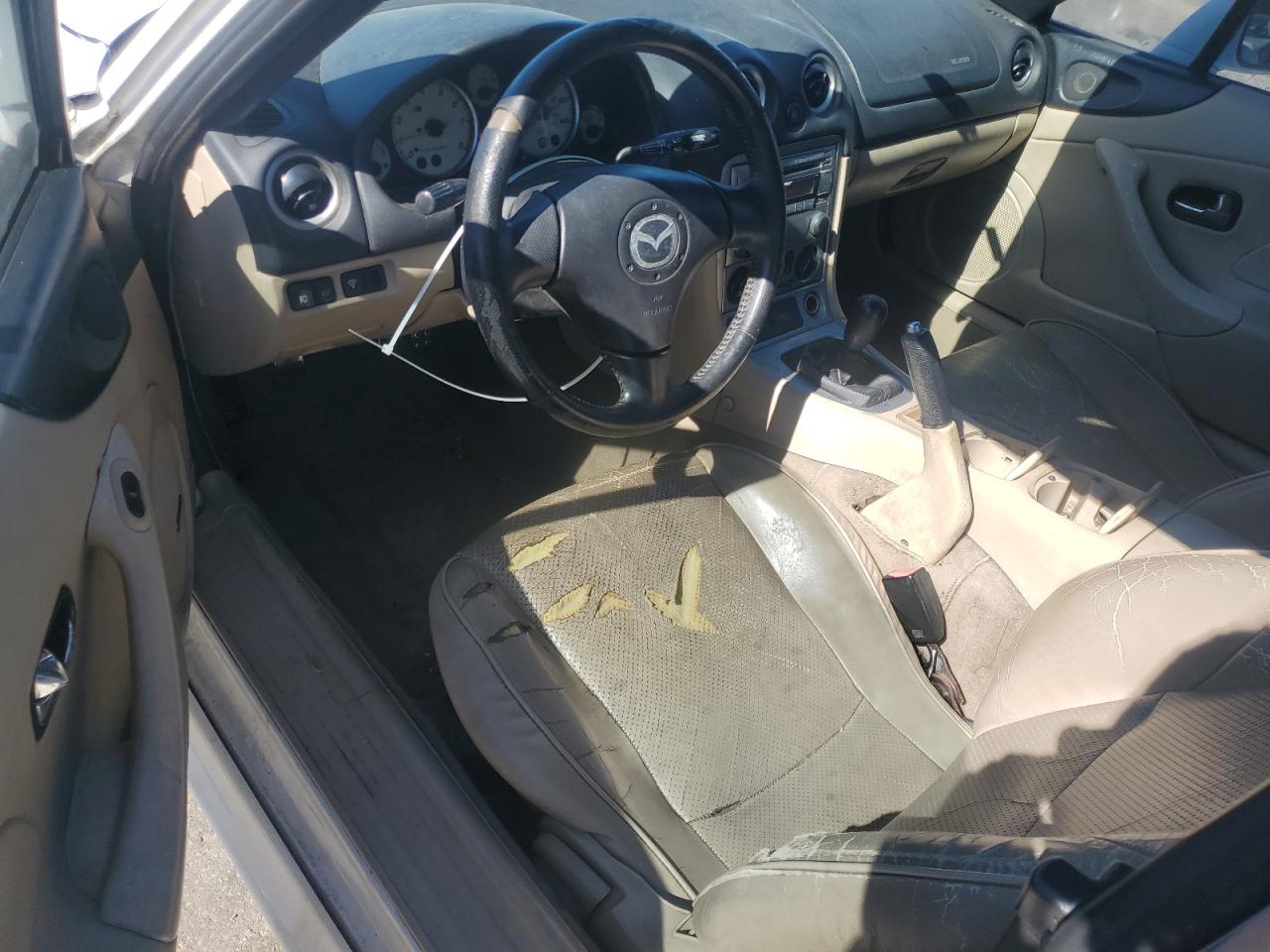 2004 Mazda Mx-5 Miata Base VIN: JM1NB353040403986 Lot: 91016965