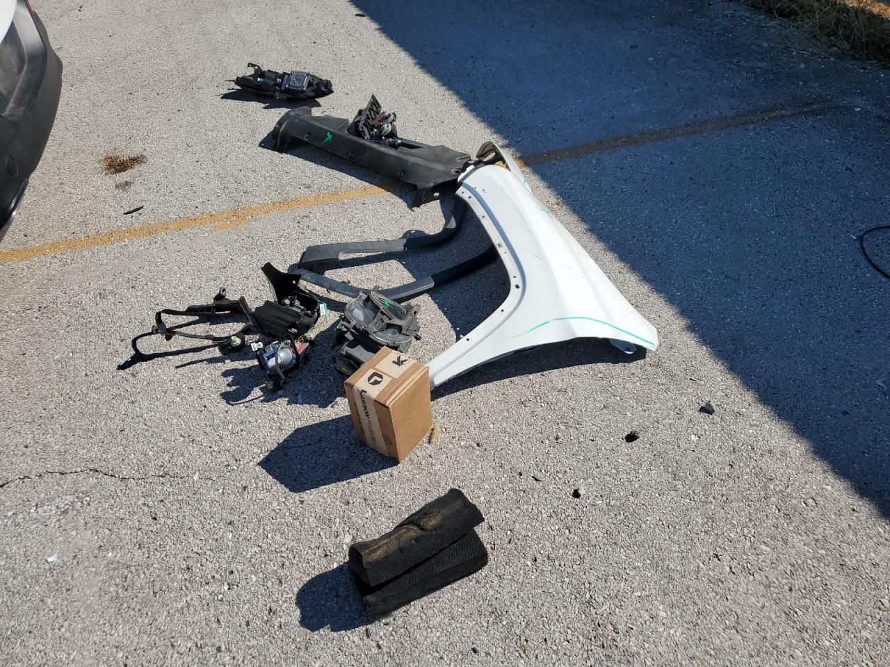 2018 Jeep Cherokee Latitude VIN: 1C4PJMCX4JD545785 Lot: 85849825