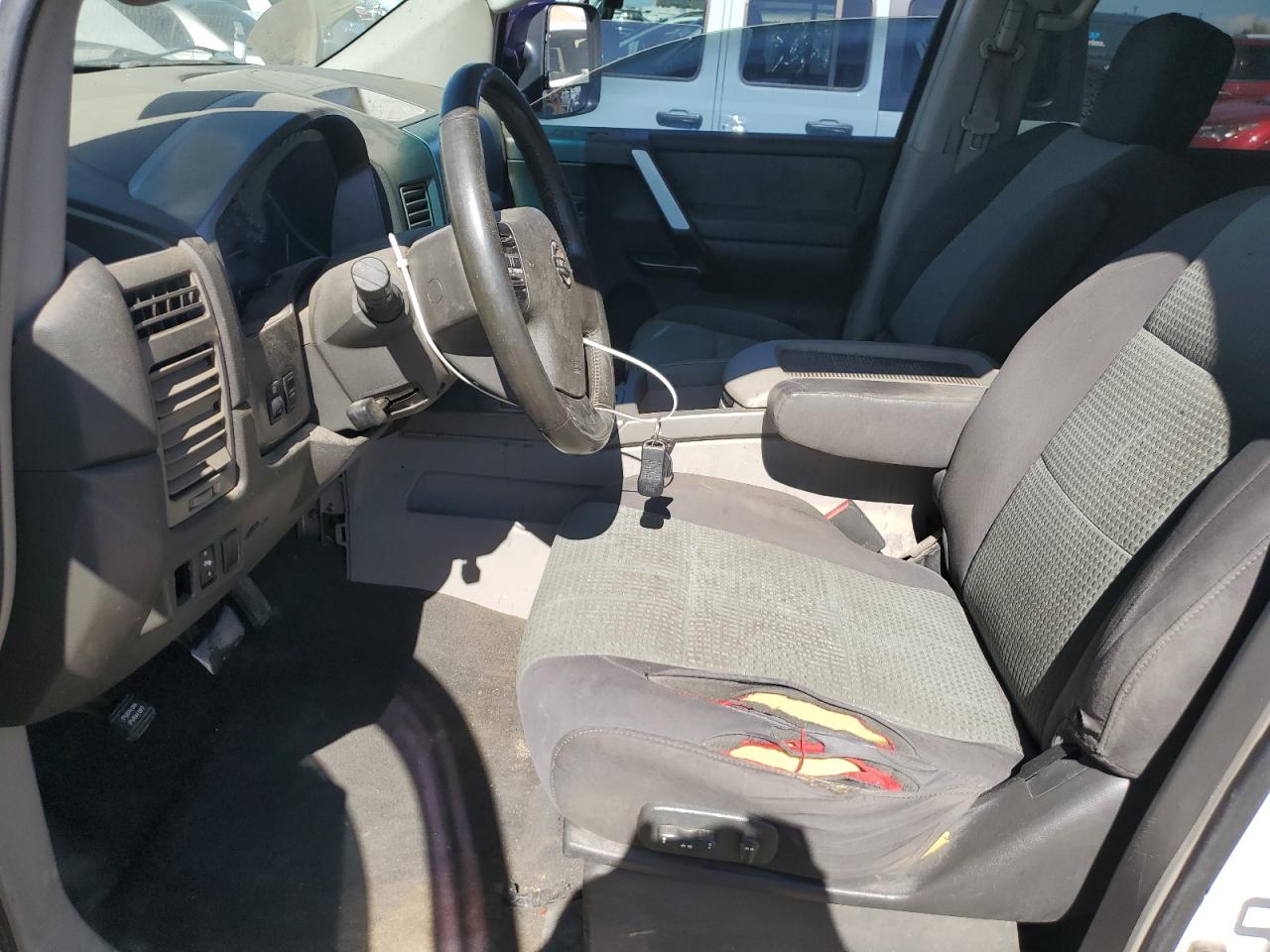 2004 Nissan Titan Xe VIN: 1N6AA07B64N527653 Lot: 84073625