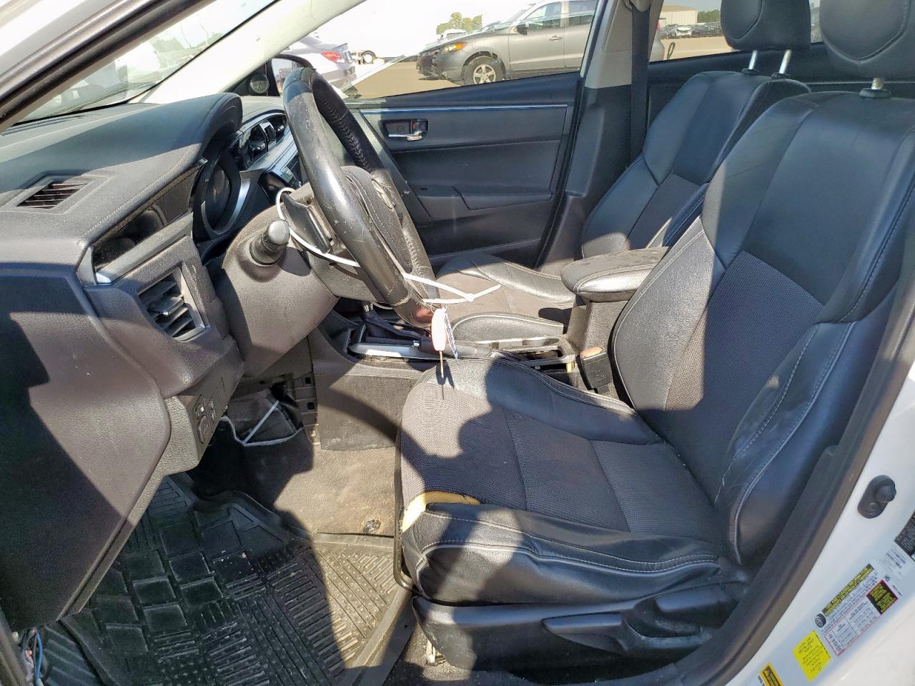 2015 Toyota Corolla L VIN: 5YFBURHE3FP360119 Lot: 85141145