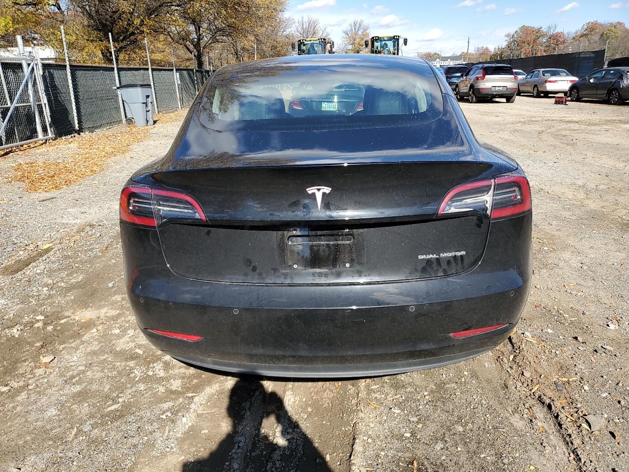 2018 Tesla Model 3 VIN: 5YJ3E1EB3JF170435 Lot: 91078935