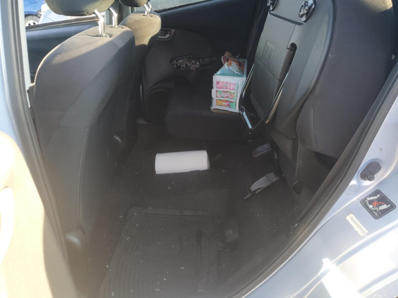 2010 Honda Fit Sport VIN: JHMGE8G45AC037809 Lot: 84962825