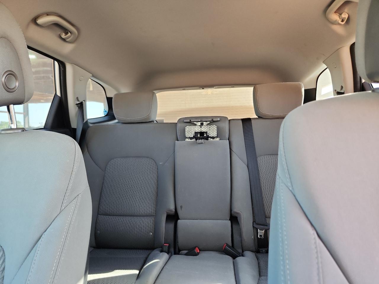 2017 Hyundai Santa Fe Se VIN: KM8SM4HF0HU182408 Lot: 84733425