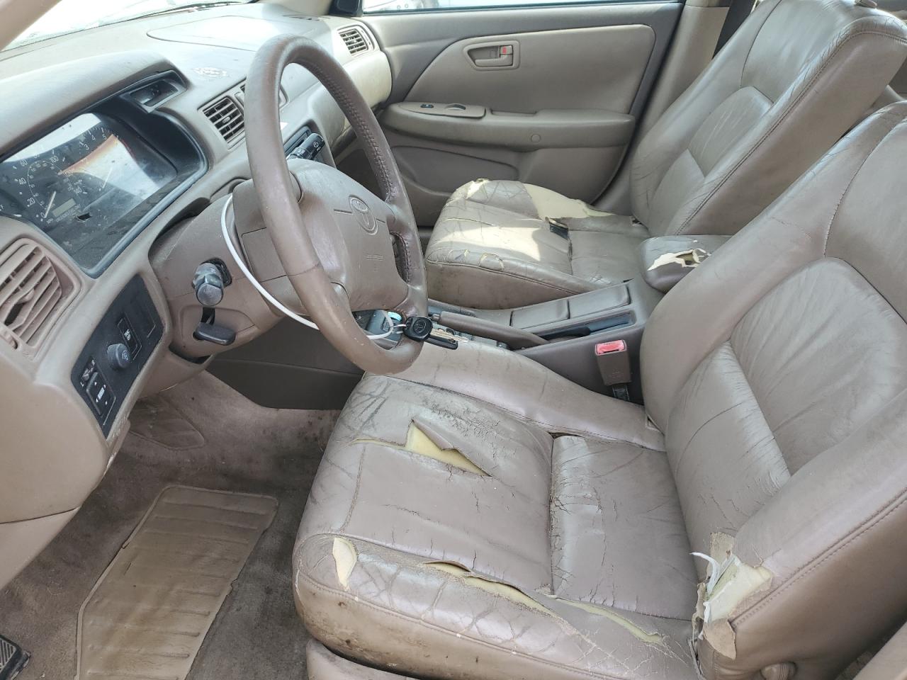 1999 Toyota Camry Le VIN: JT2BF28K6X0193038 Lot: 84913145