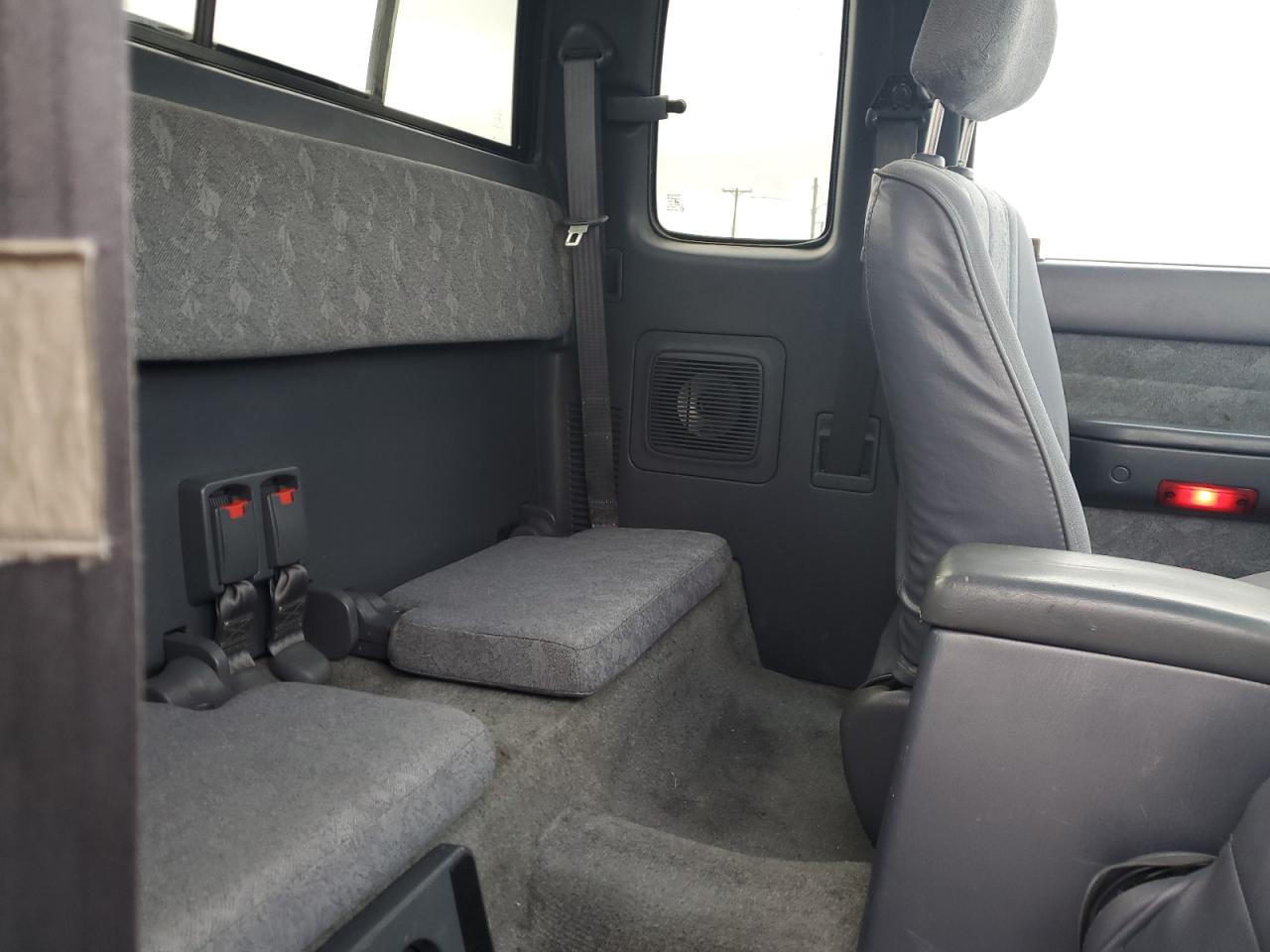 2000 Toyota Tacoma Xtracab VIN: 4TAWM72N0YZ597380 Lot: 82224075