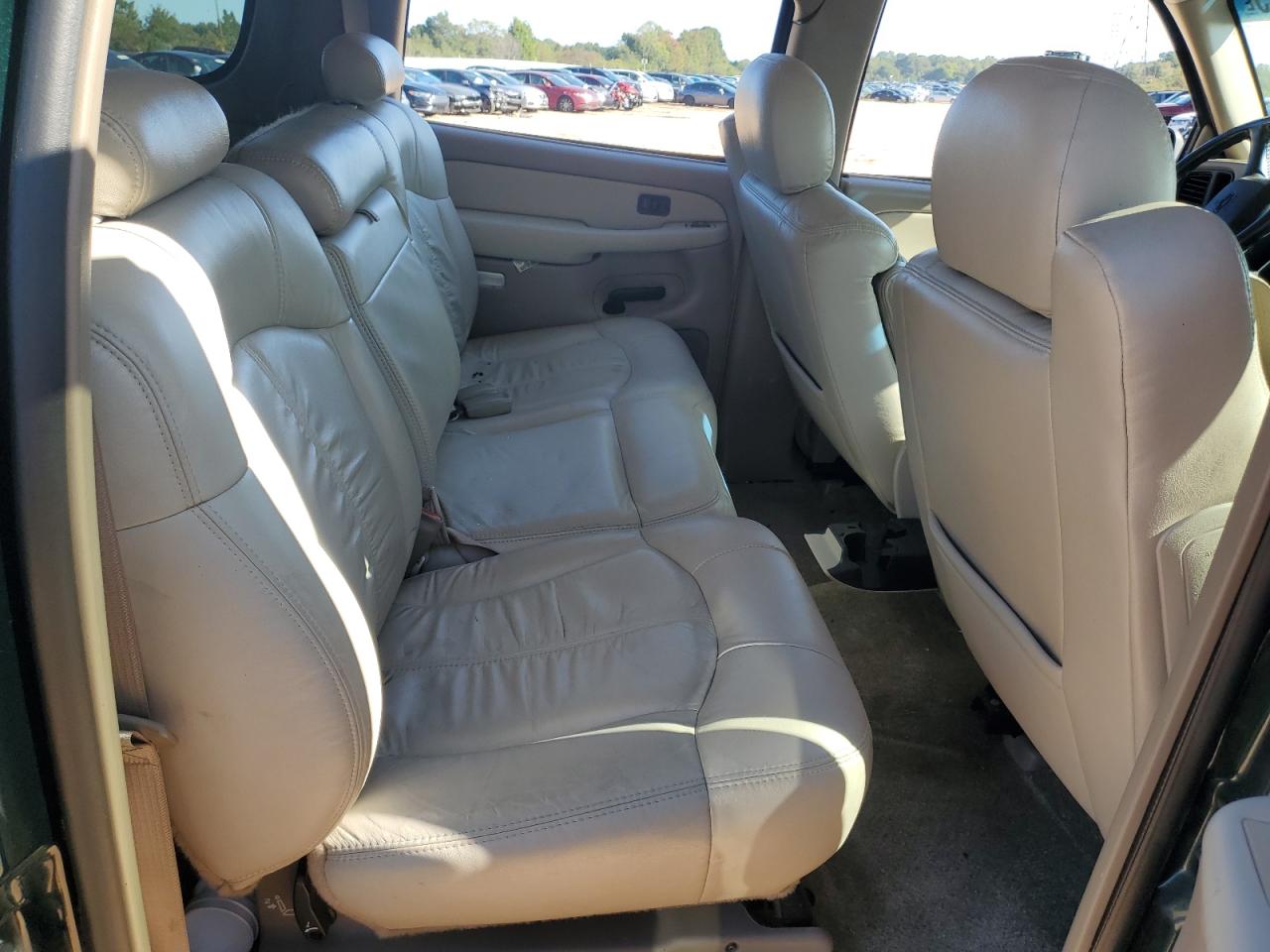 2002 Chevrolet Suburban C1500 VIN: 1GNEC16Z72J312376 Lot: 81960775