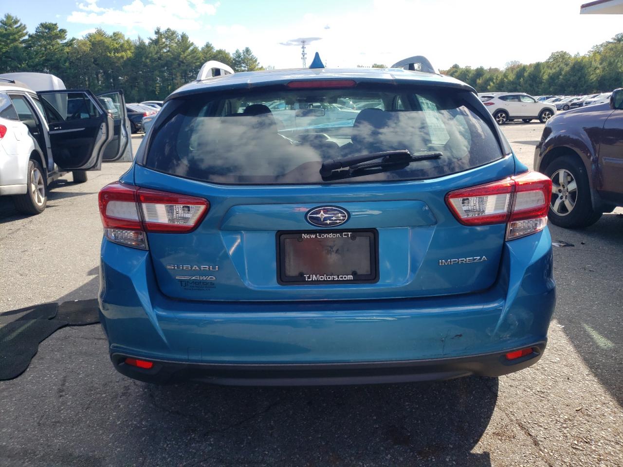 2018 Subaru Impreza Premium Plus VIN: 4S3GTAD69J3728135 Lot: 84726165