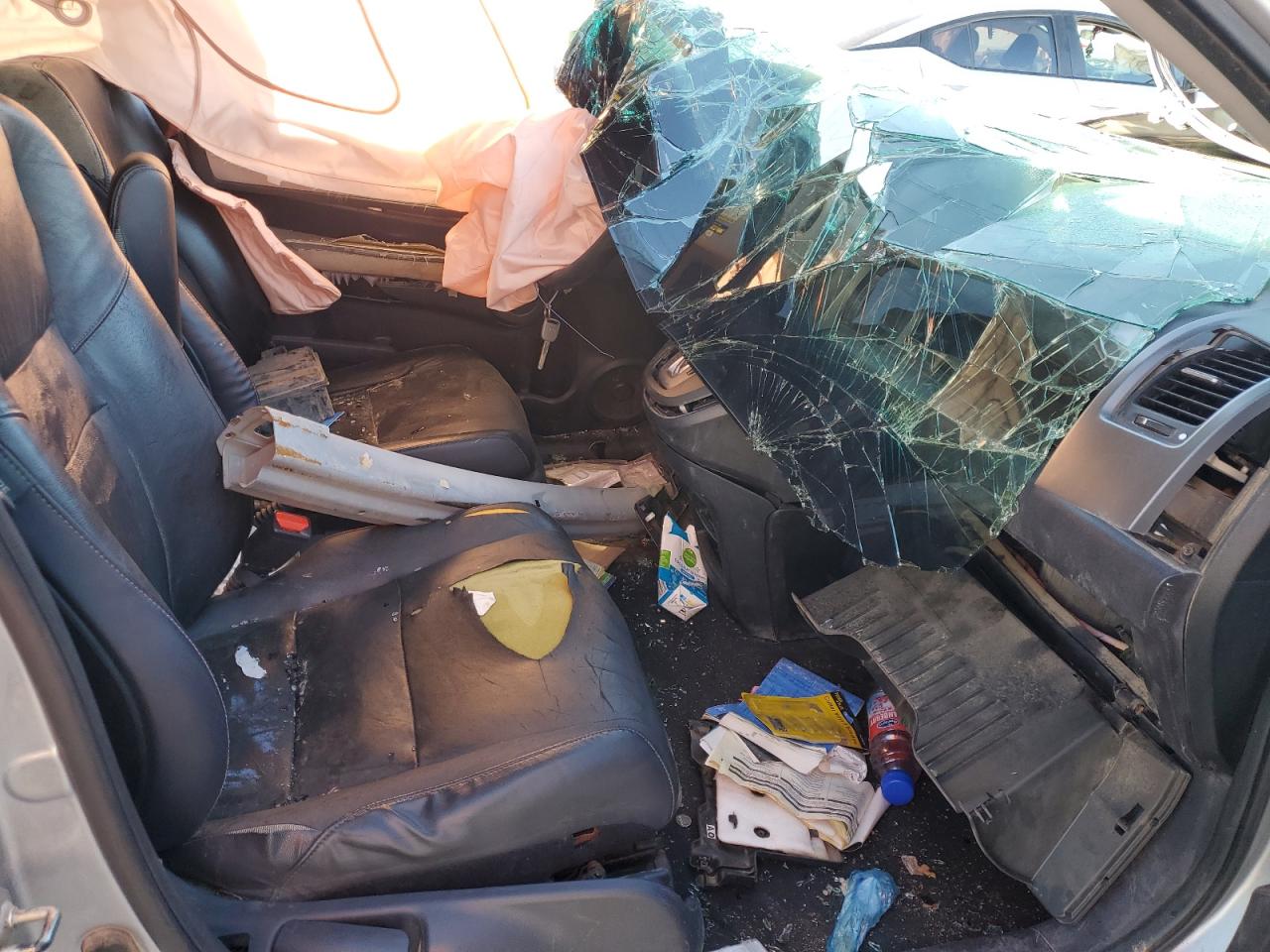 2010 Honda Cr-V Exl VIN: JHLRE4H7XAC000091 Lot: 82495845