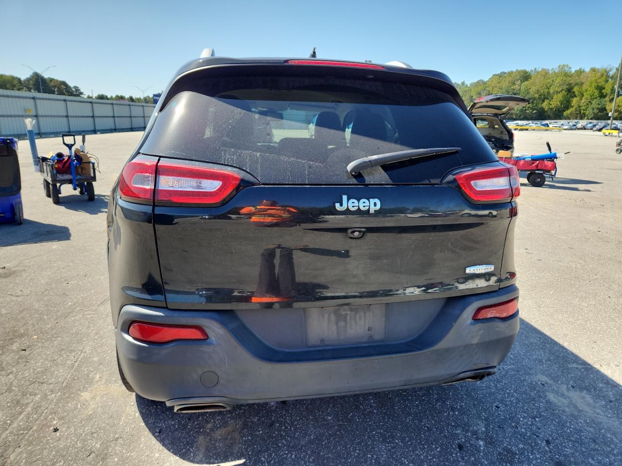 2015 Jeep Cherokee Latitude VIN: 1C4PJLCS8FW791278 Lot: 83997235