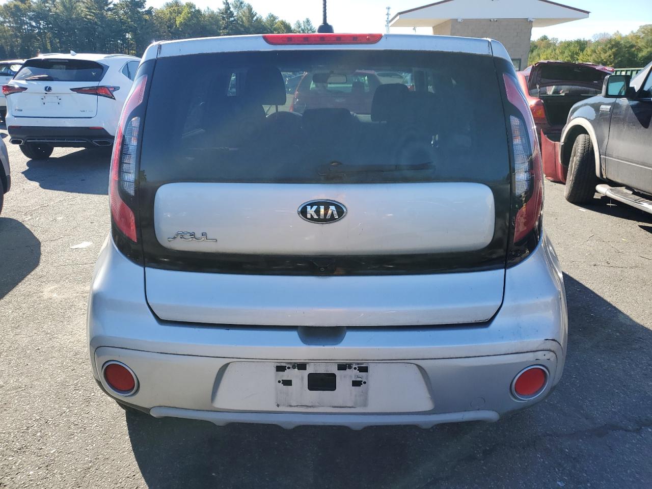 2019 Kia Soul + VIN: KNDJP3A51K7678049 Lot: 82525635