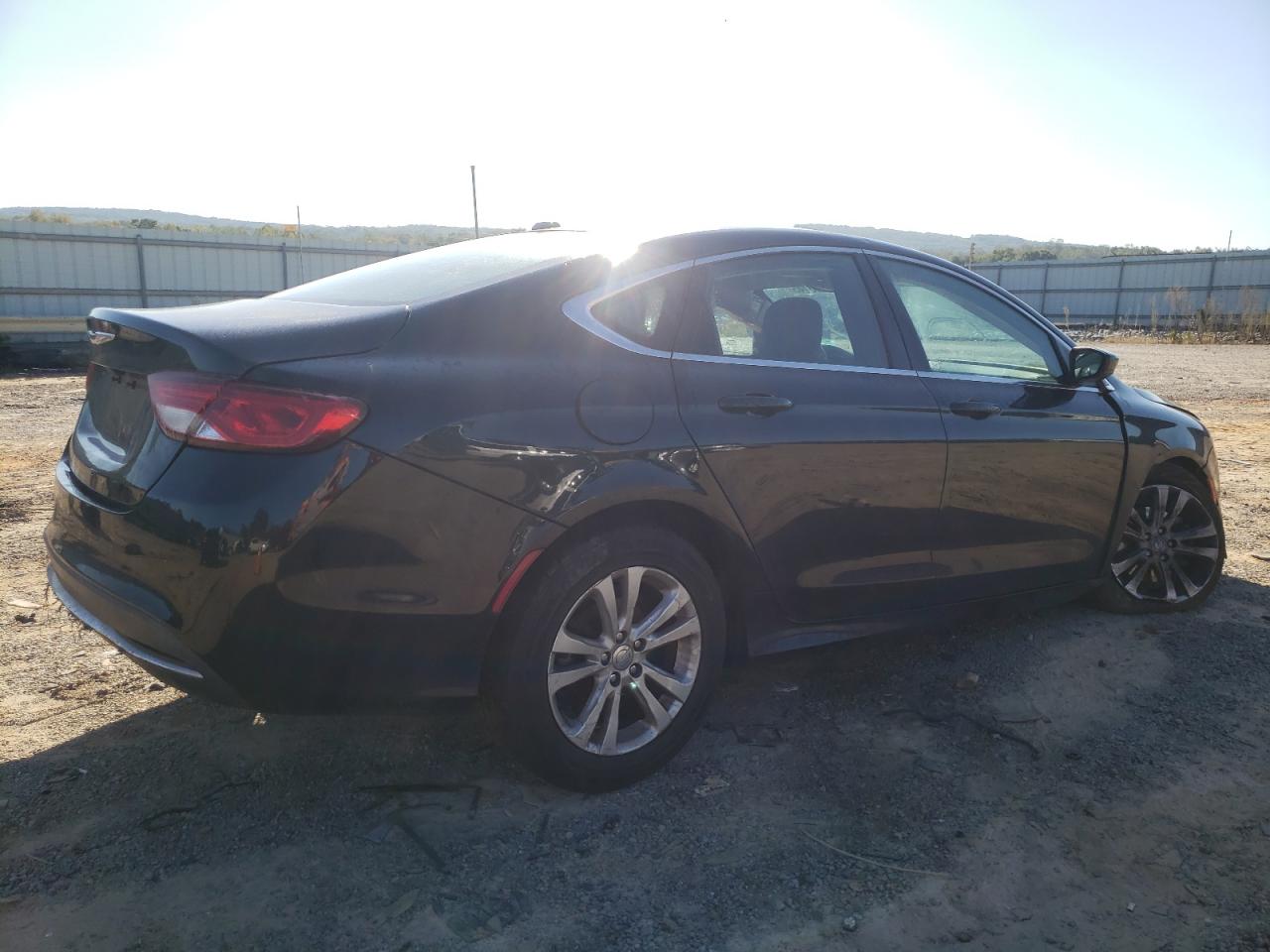 2015 Chrysler 200 Limited VIN: 1C3CCCAB5FN681374 Lot: 84918145