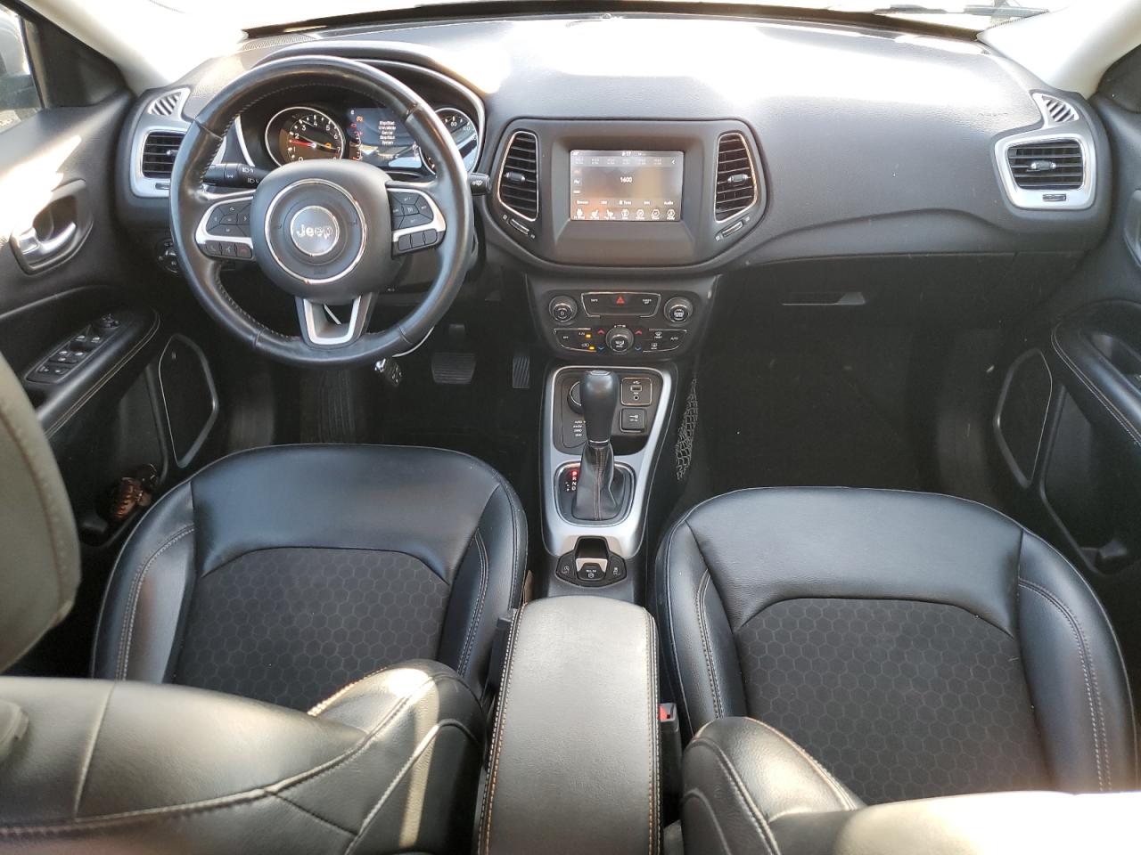 2018 Jeep Compass Latitude VIN: 3C4NJDBB0JT178360 Lot: 86468695