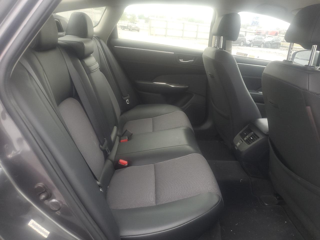 2018 Honda Clarity VIN: JHMZC5F15JC020593 Lot: 85857585