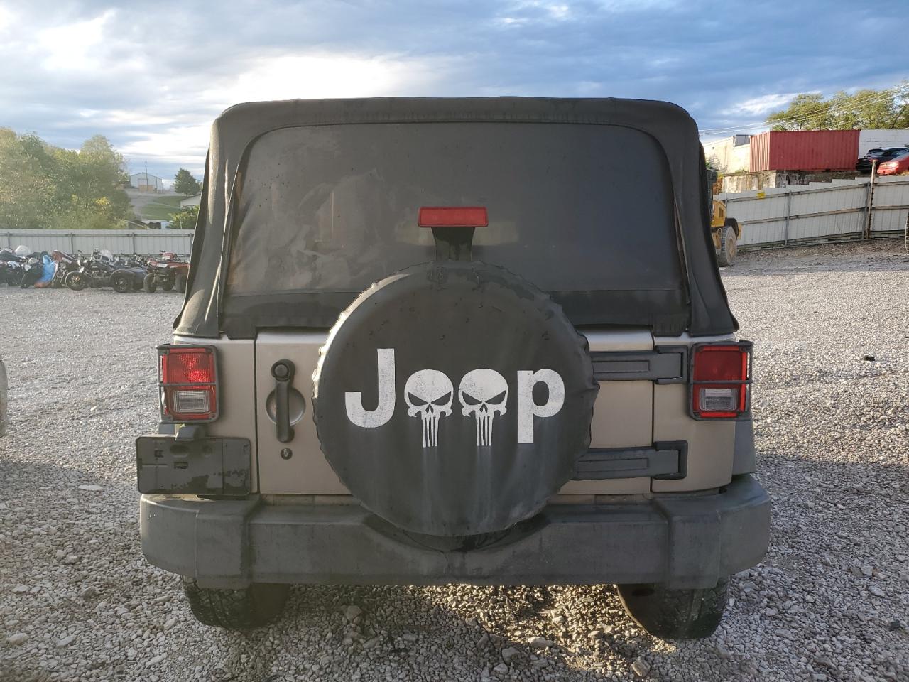 2008 Jeep Wrangler X VIN: 1J4FA24168L601679 Lot: 81061885