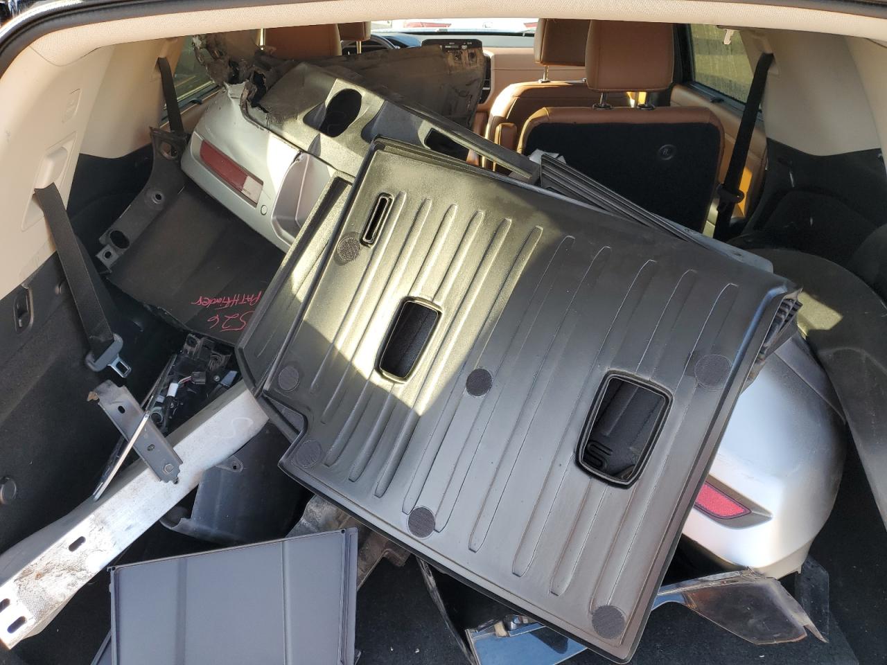 2022 Nissan Pathfinder Platinum VIN: 5N1DR3DH7NC212422 Lot: 82623055