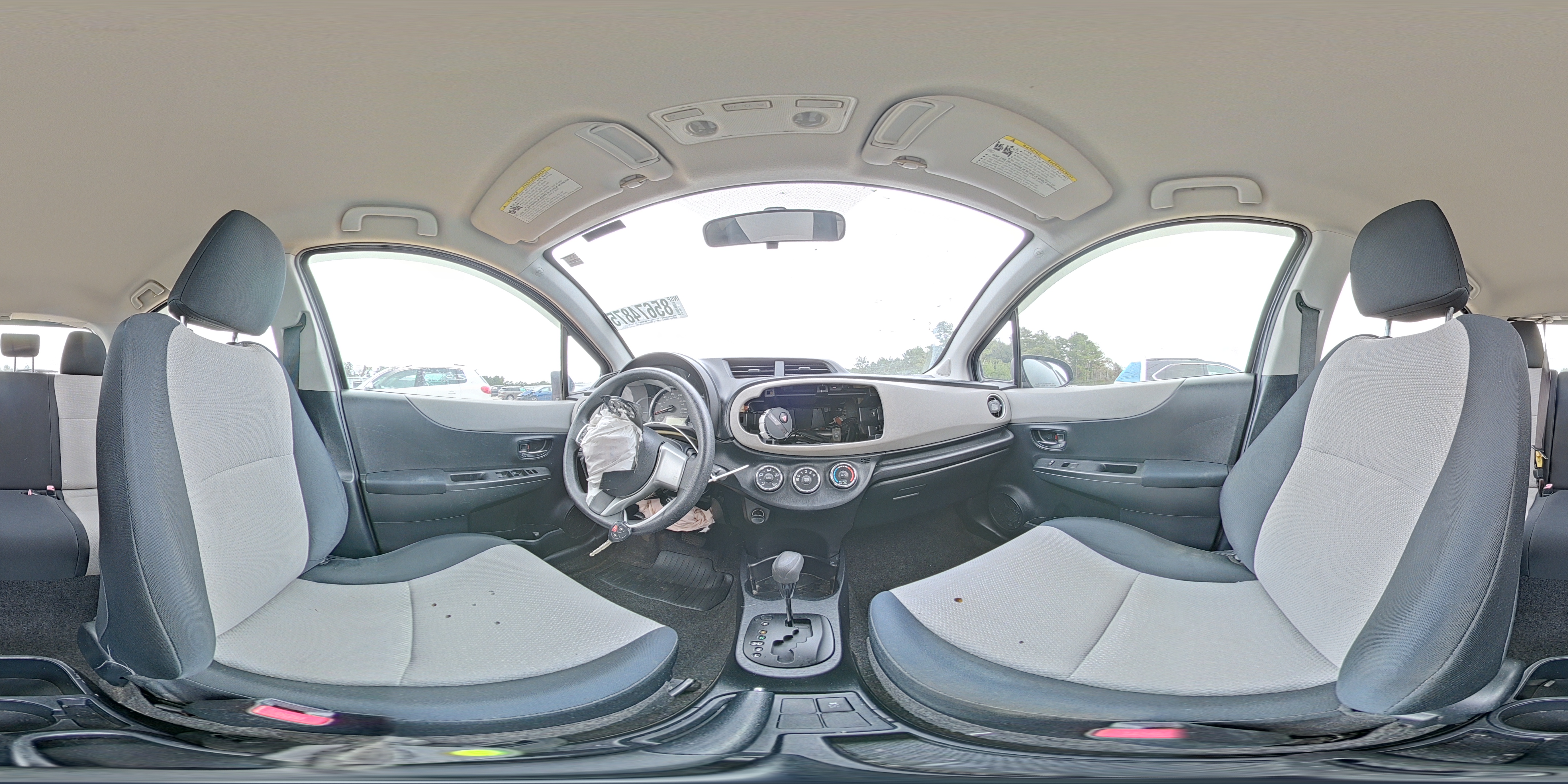 2012 Toyota Yaris VIN: JTDKTUD39CD520867 Lot: 85674875