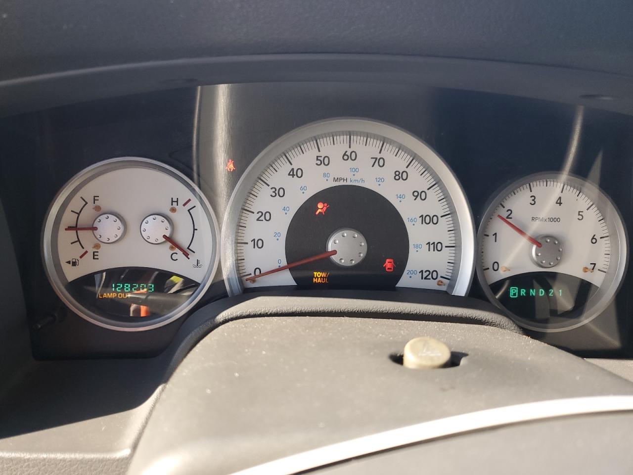 2004 Dodge Durango Slt VIN: 1D8HD48D74F225610 Lot: 87445545