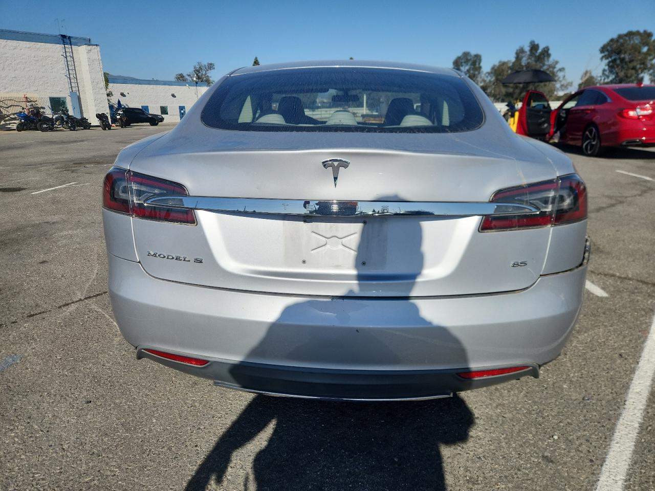 2013 Tesla Model S VIN: 5YJSA1CN6DFP19585 Lot: 85165985