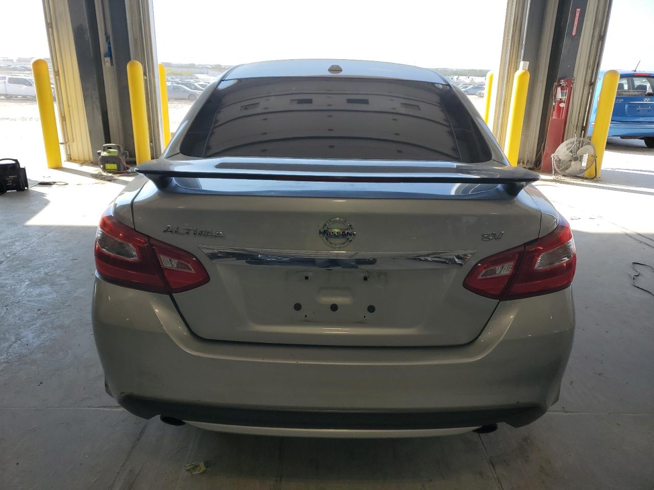 2017 Nissan Altima 2.5 VIN: 1N4AL3AP6HC184613 Lot: 82358215