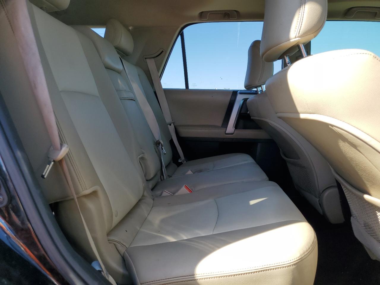 2018 Toyota 4Runner Sr5/Sr5 Premium VIN: JTEBU5JR1J5569298 Lot: 85362935