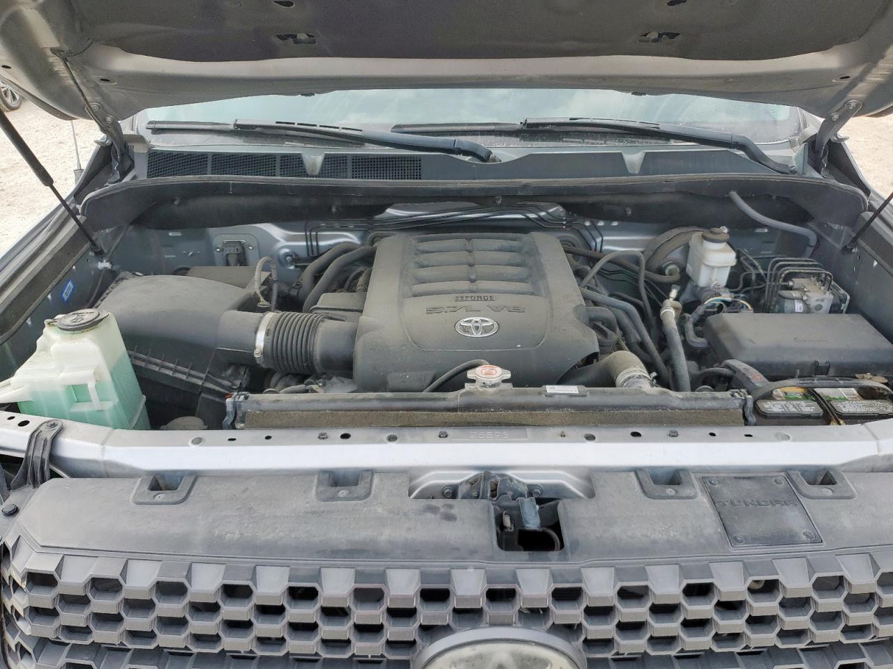 2019 Toyota Tundra Crewmax Sr5 VIN: 5TFEY5F18KX248583 Lot: 82238605