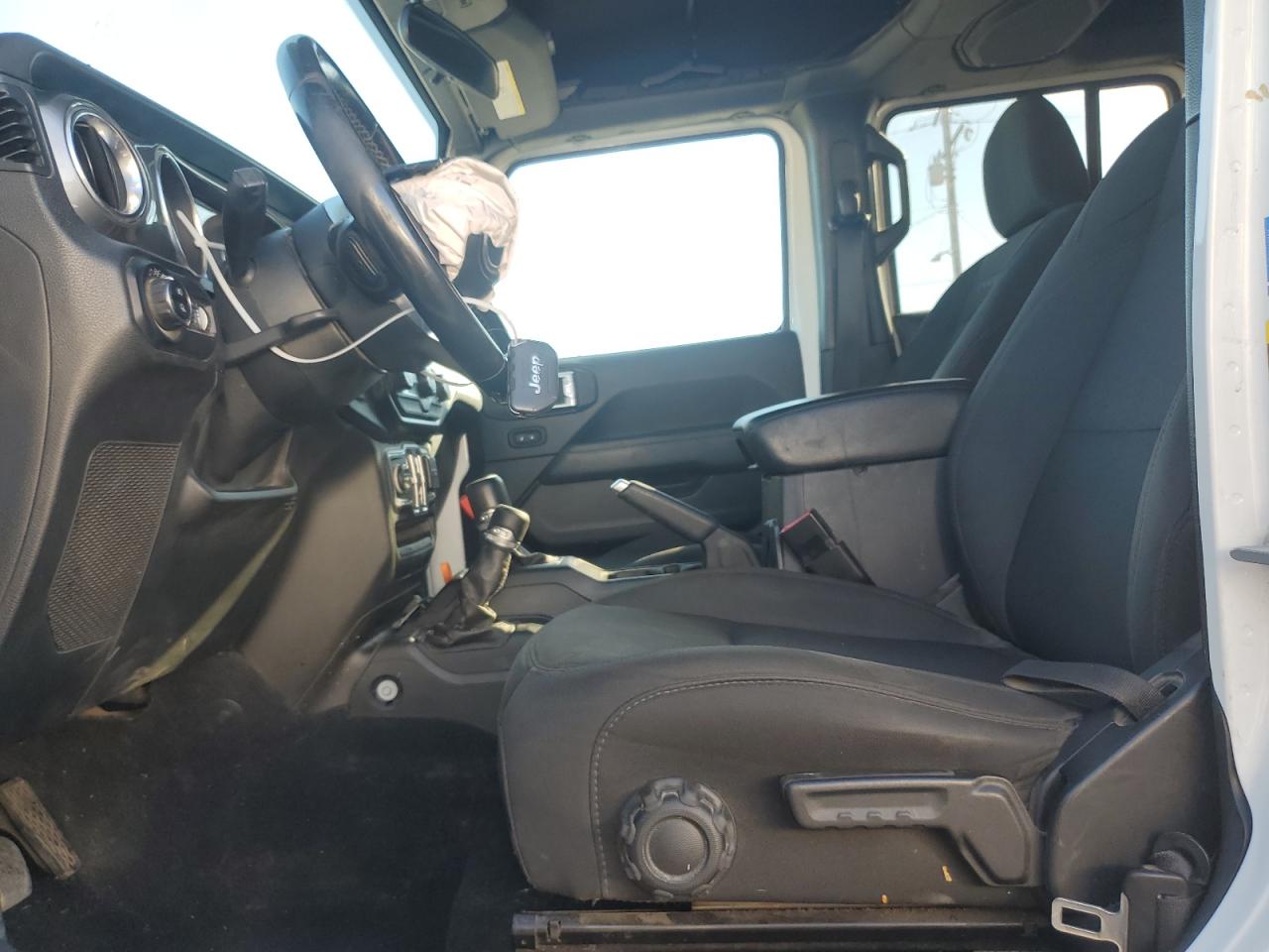 2020 Jeep Gladiator Overland VIN: 1C6HJTFG6LL174655 Lot: 90865725