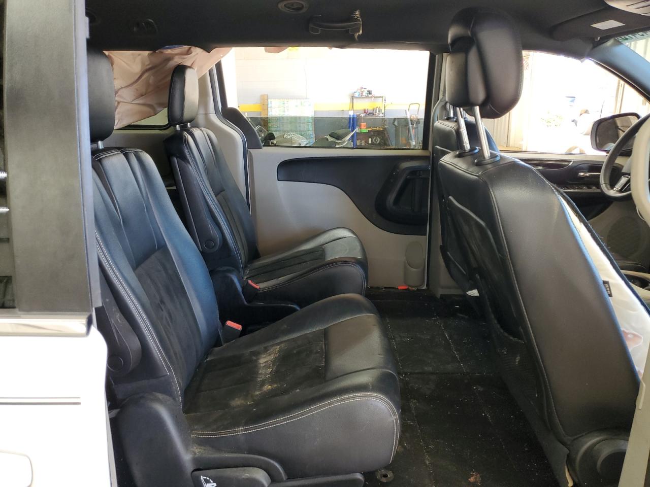 2017 Dodge Grand Caravan Sxt VIN: 2C4RDGCG1HR574122 Lot: 82549475