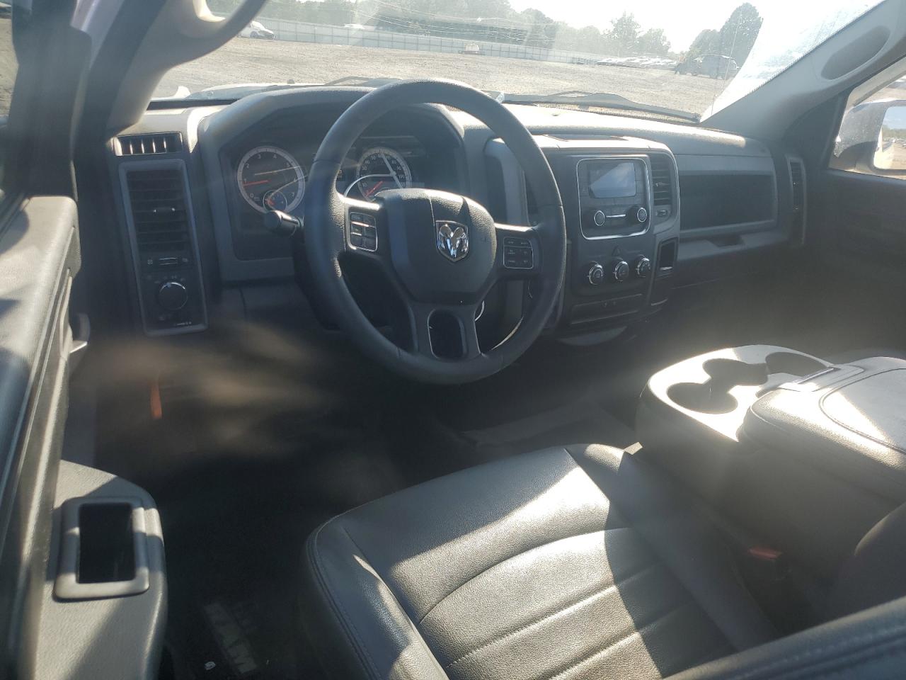 2019 Ram 1500 Classic Tradesman VIN: 3C6JR6DT0KG636098 Lot: 82327715