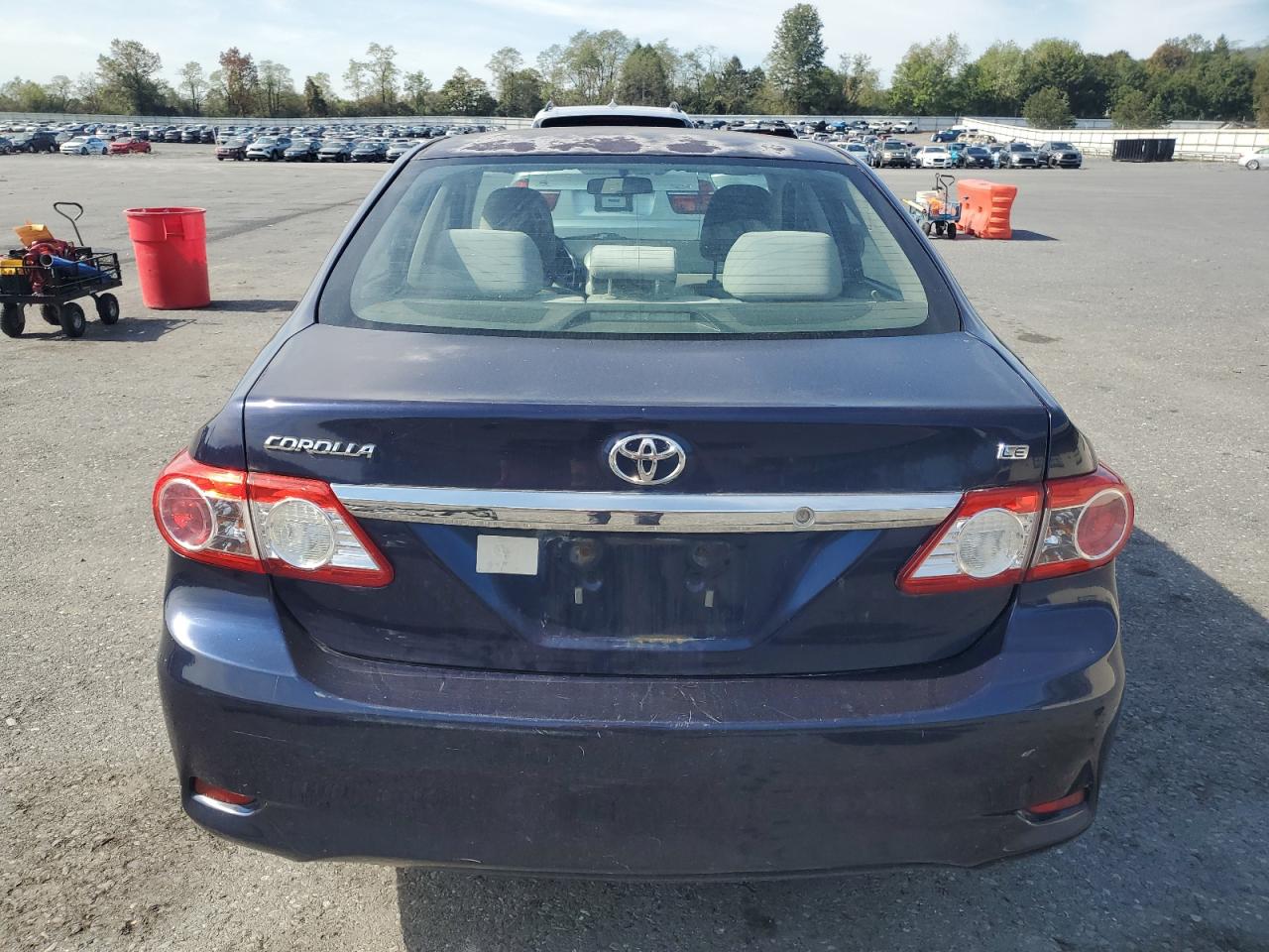 2011 Toyota Corolla Base VIN: 2T1BU4EEXBC692270 Lot: 82195445