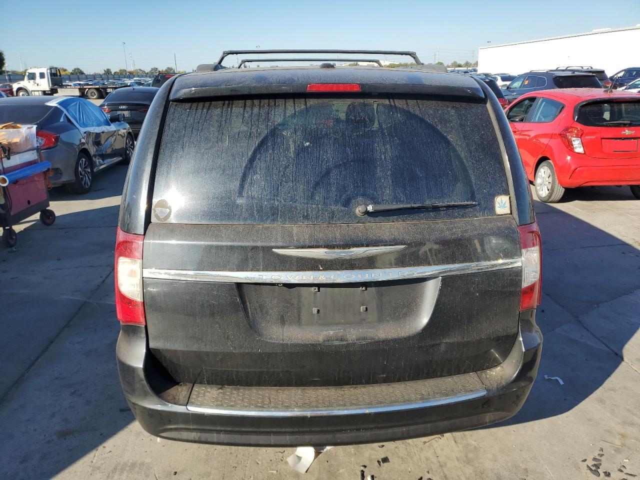 2014 Chrysler Town & Country Touring VIN: 2C4RC1BG0ER257140 Lot: 82533905