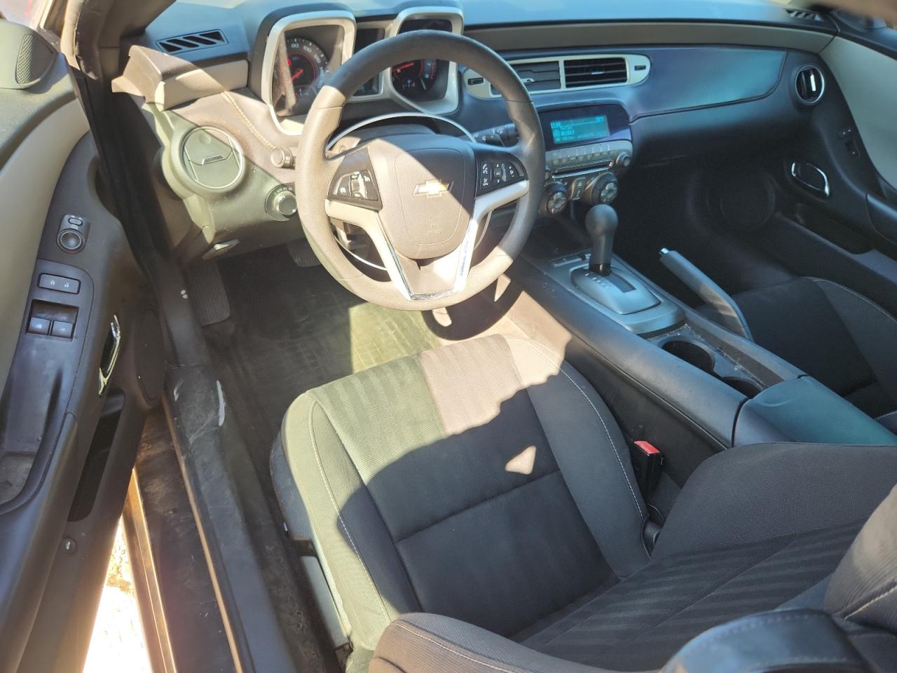 2015 Chevrolet Camaro Ls VIN: 2G1FB1E30F926857 Lot: 82324545