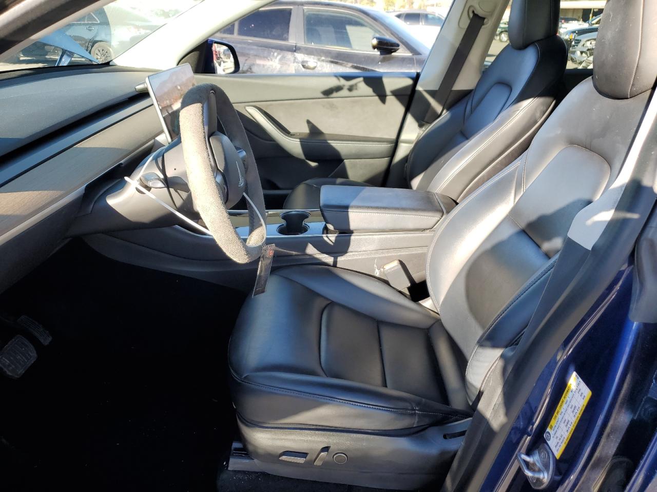 2021 Tesla Model Y VIN: 5YJYGDEE9MF087561 Lot: 85512505