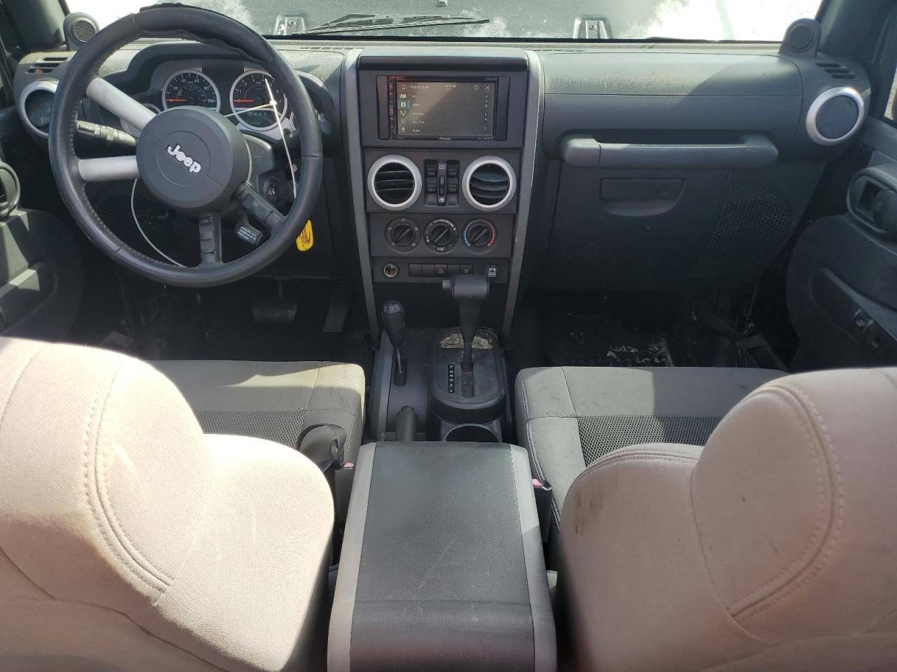 2008 Jeep Wrangler Unlimited Sahara VIN: 1J4GA59158L539335 Lot: 81982665