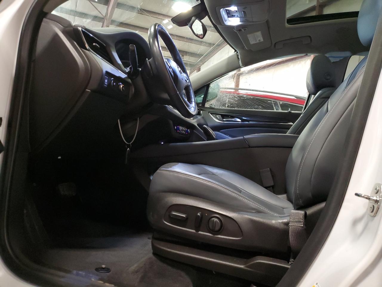 2021 Buick Enclave Essence VIN: 5GAEVAKW1MJ253117 Lot: 87437535