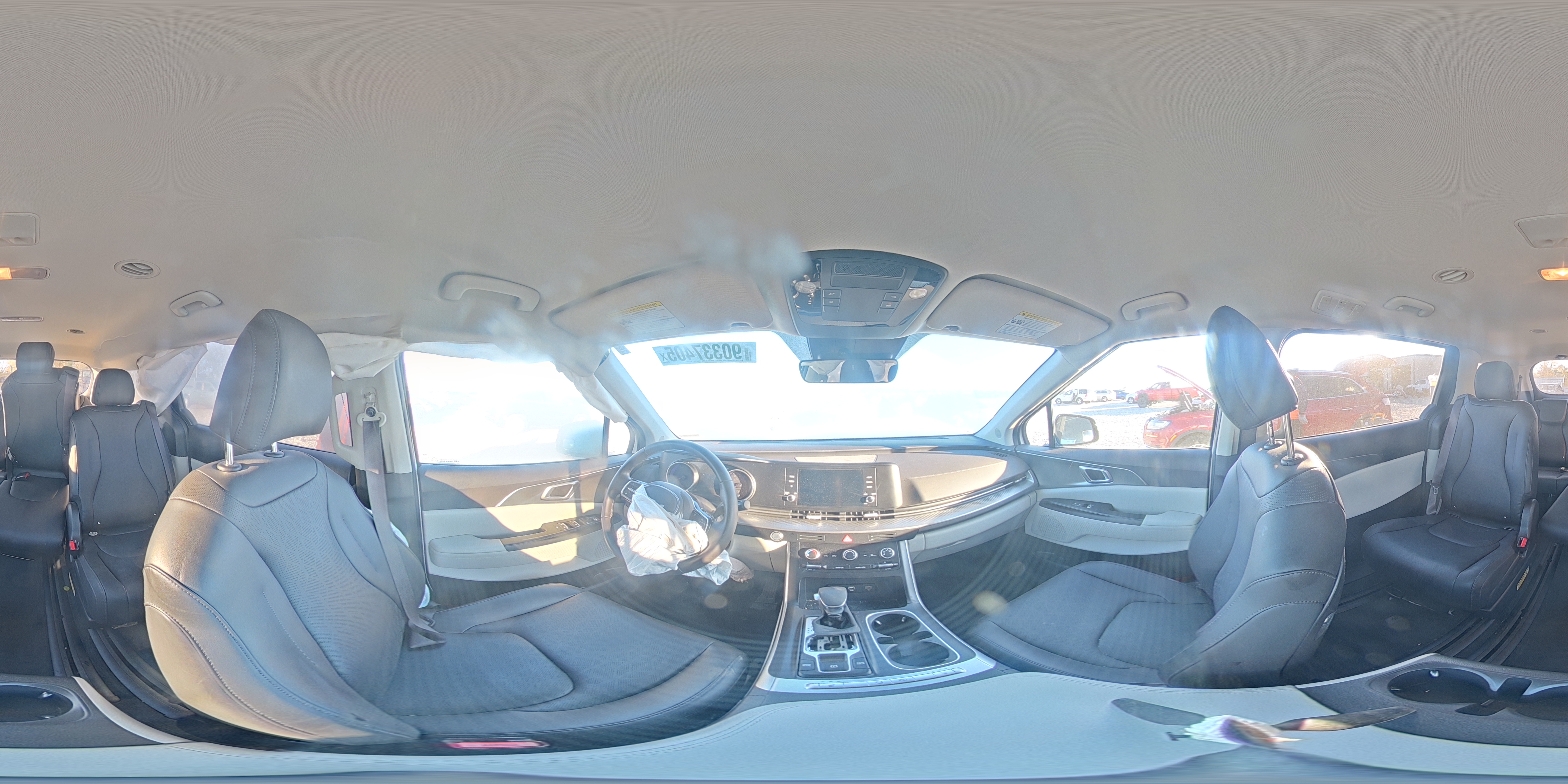 2024 Kia Carnival Lx VIN: KNDNB4H3XR6367388 Lot: 90337405