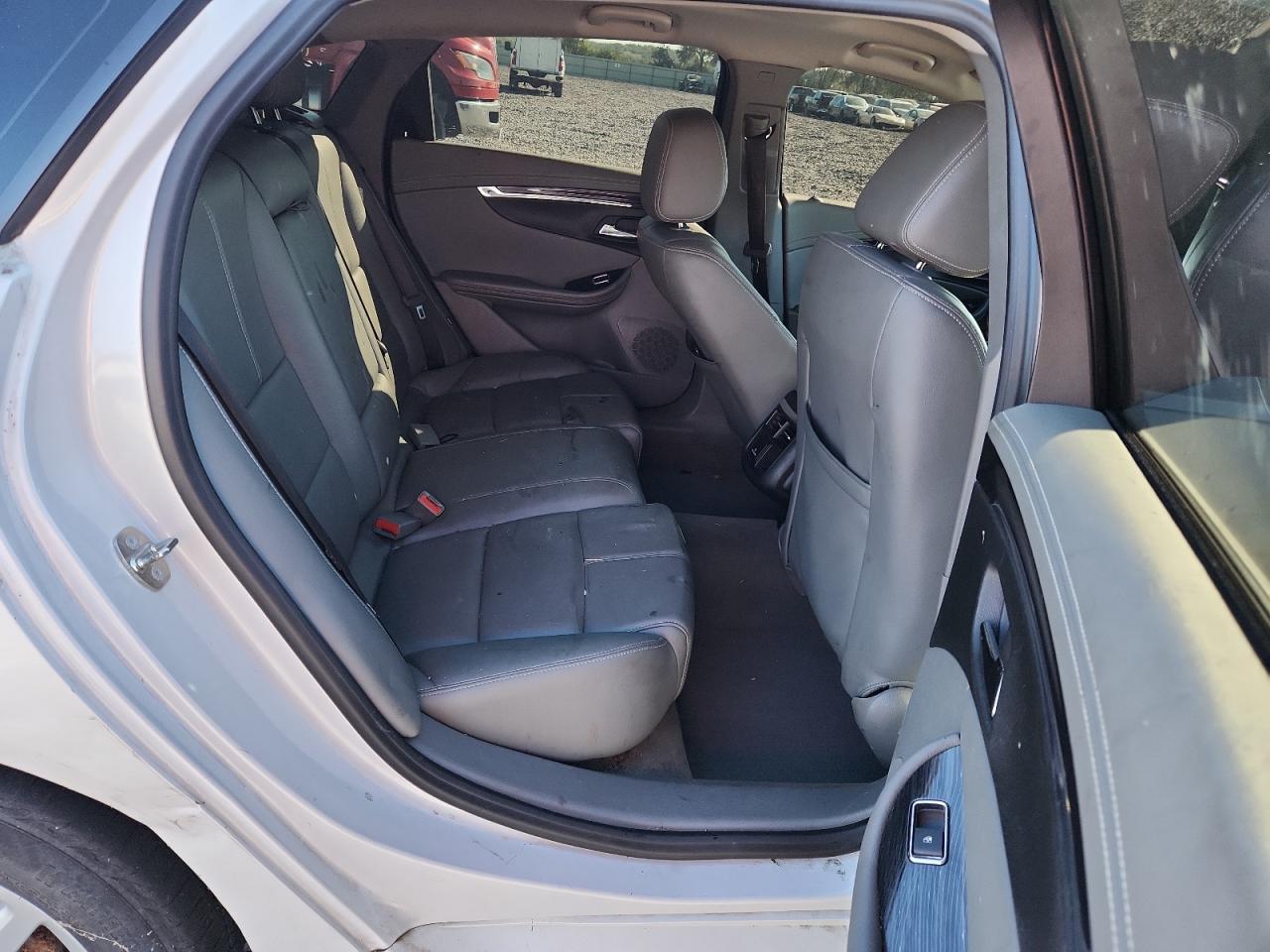 2018 Chevrolet Impala Lt VIN: 1G1105S39JU103977 Lot: 82362215