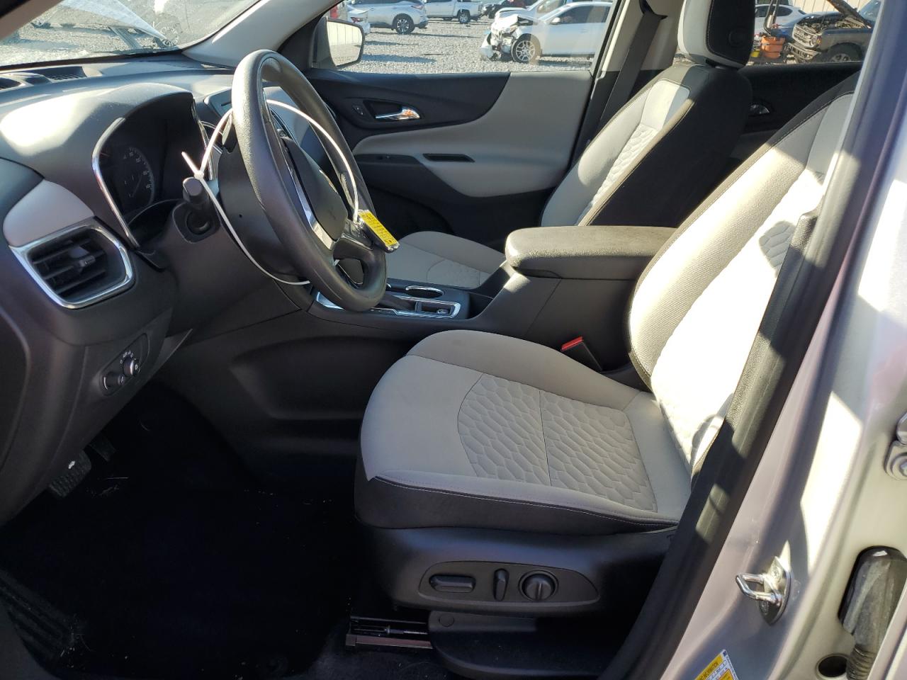 2020 Chevrolet Equinox Ls VIN: 3GNAXHEV8LS611546 Lot: 85757595