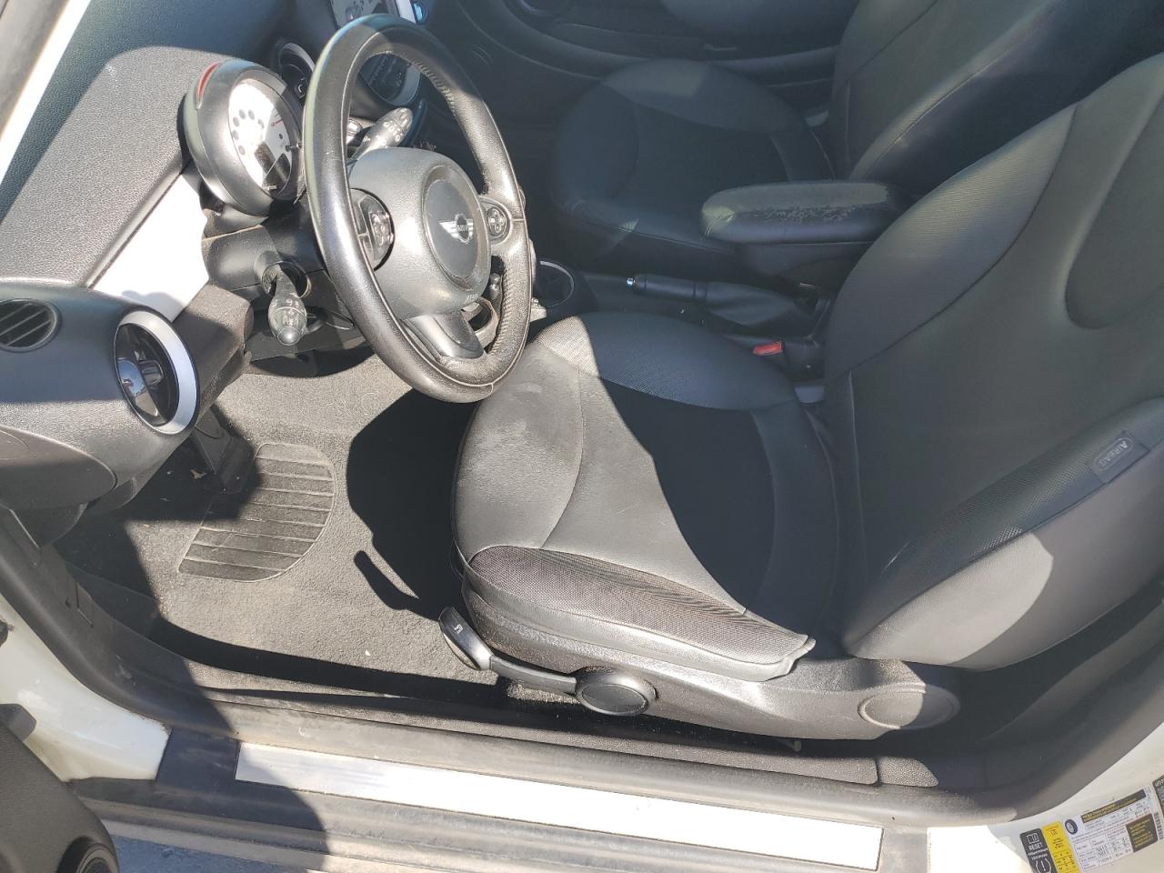 2014 Mini Cooper Clubman VIN: WMWZF3C59ET493064 Lot: 82397575