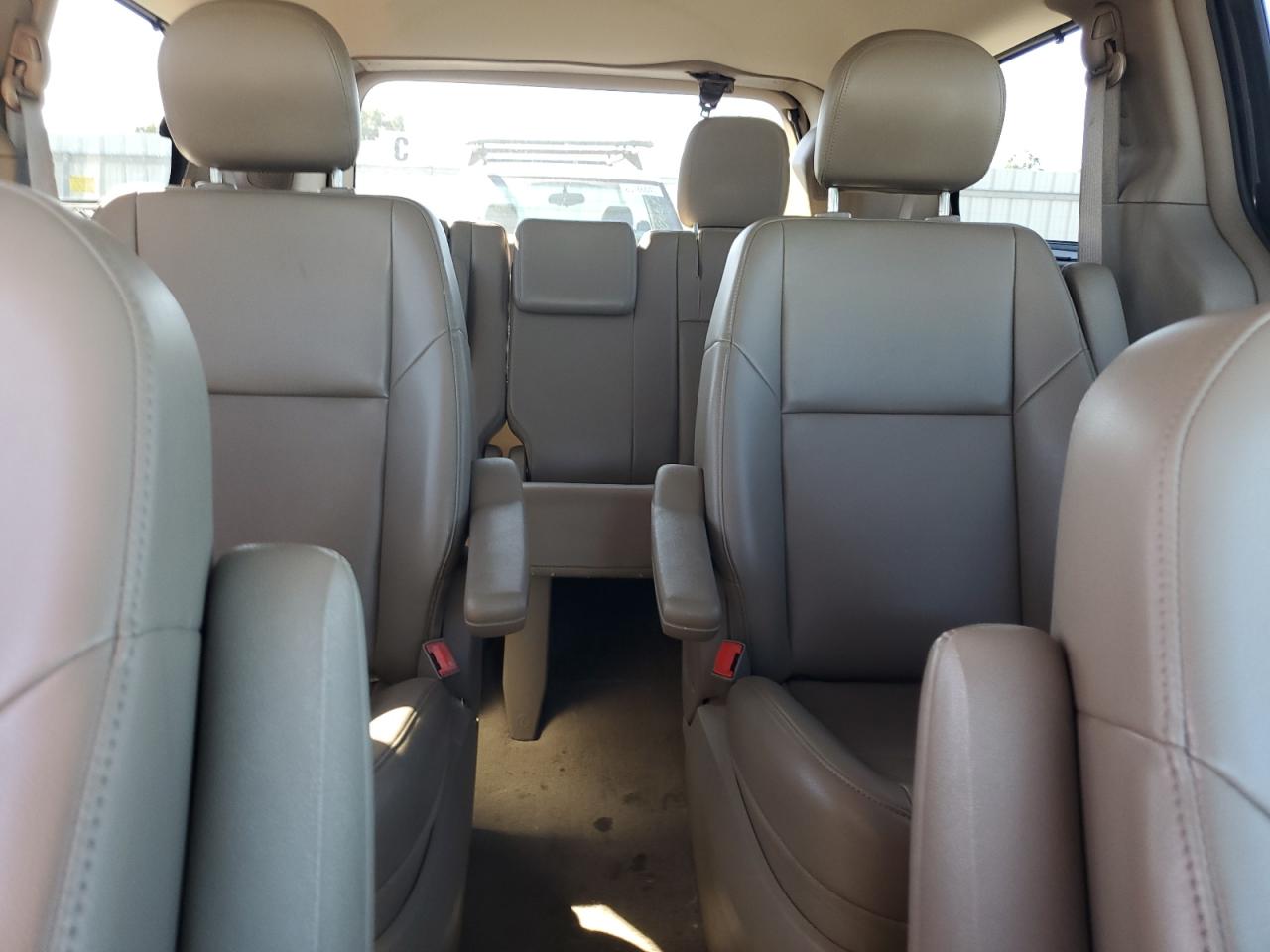 2011 Volkswagen Routan Se VIN: 2V4RW3DG6BR669497 Lot: 82181475