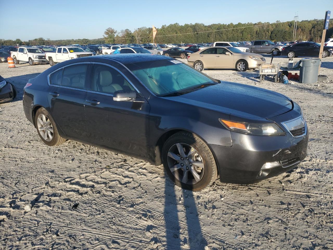 Фото: 19UUA8F54DA001699