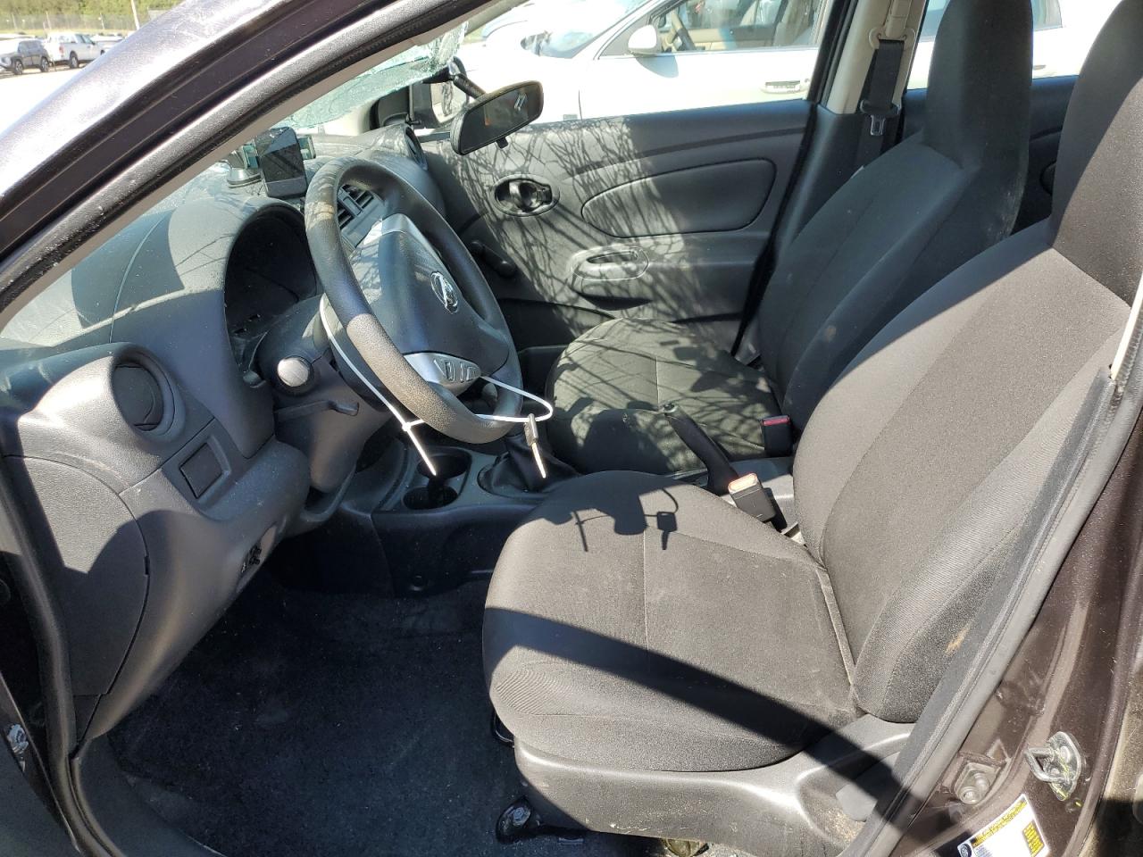 2015 Nissan Versa S VIN: 3N1CN7AP0FL907817 Lot: 84435985