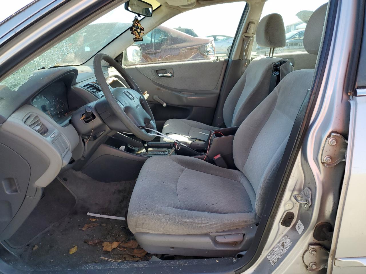 2002 Honda Accord Value VIN: 1HGCF86612A031195 Lot: 82336335