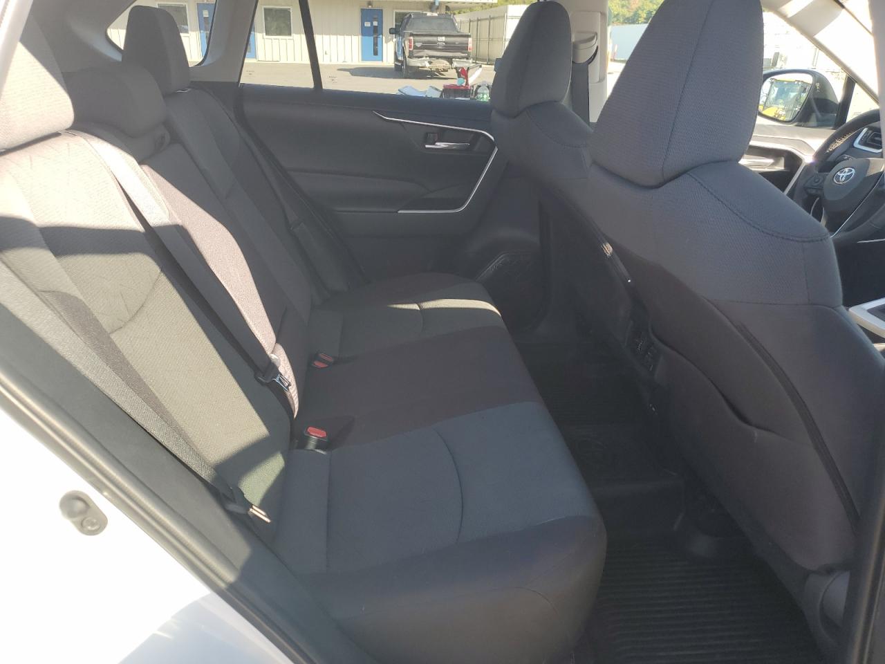 2023 Toyota Rav4 Xle VIN: 2T3P1RFV3PC352774 Lot: 81785405